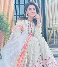 Saba Qamar - Wikiunfold